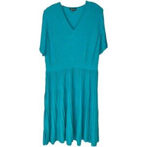 Misook Fit-And-Flare Textured Knit Midi V-Neck Dress - Aqua - L